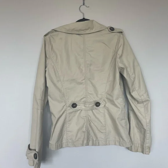 H&M beige jacket - Picture 5 of 5